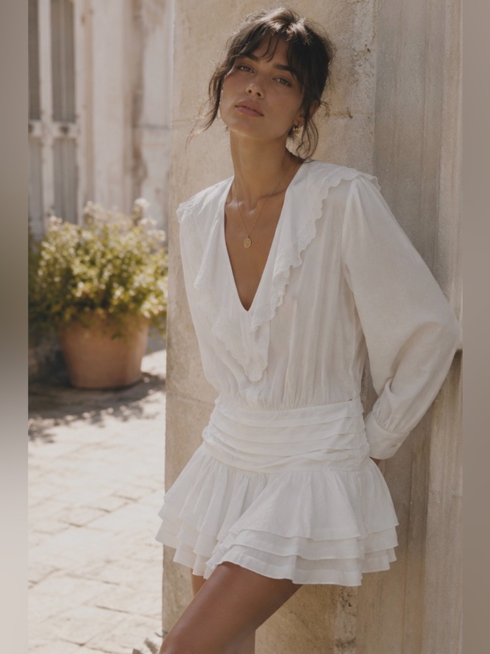 ZARA Short white dress with ruffles and embroidery, Large collar. S NWT